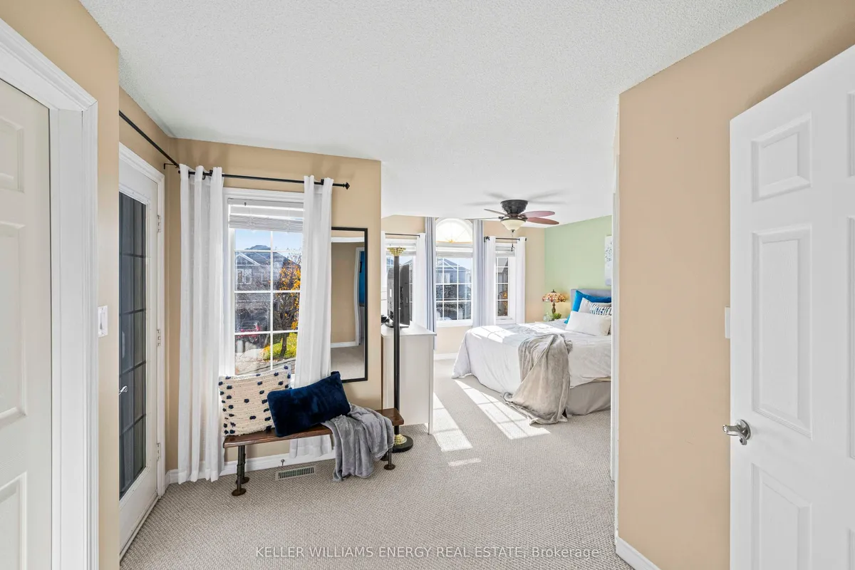 71 Sandford Crescent, ON L1R 2S1