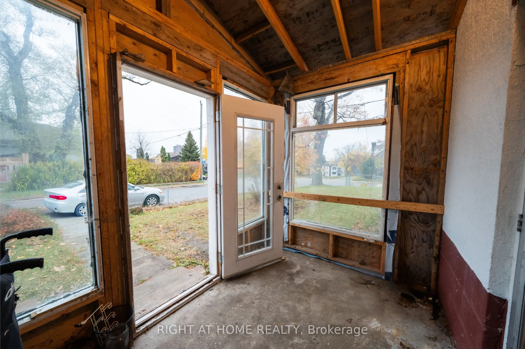 41 Bexhill Avenue, ON M1L 3B7