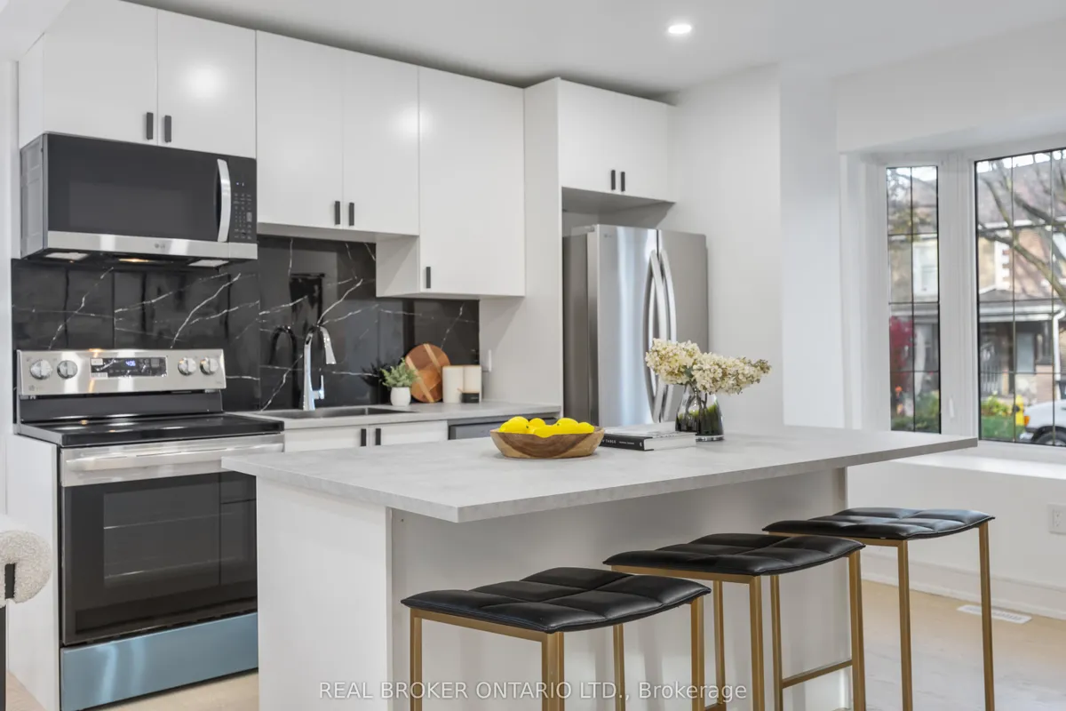 152 Pickering Street, ON M4E 3J7