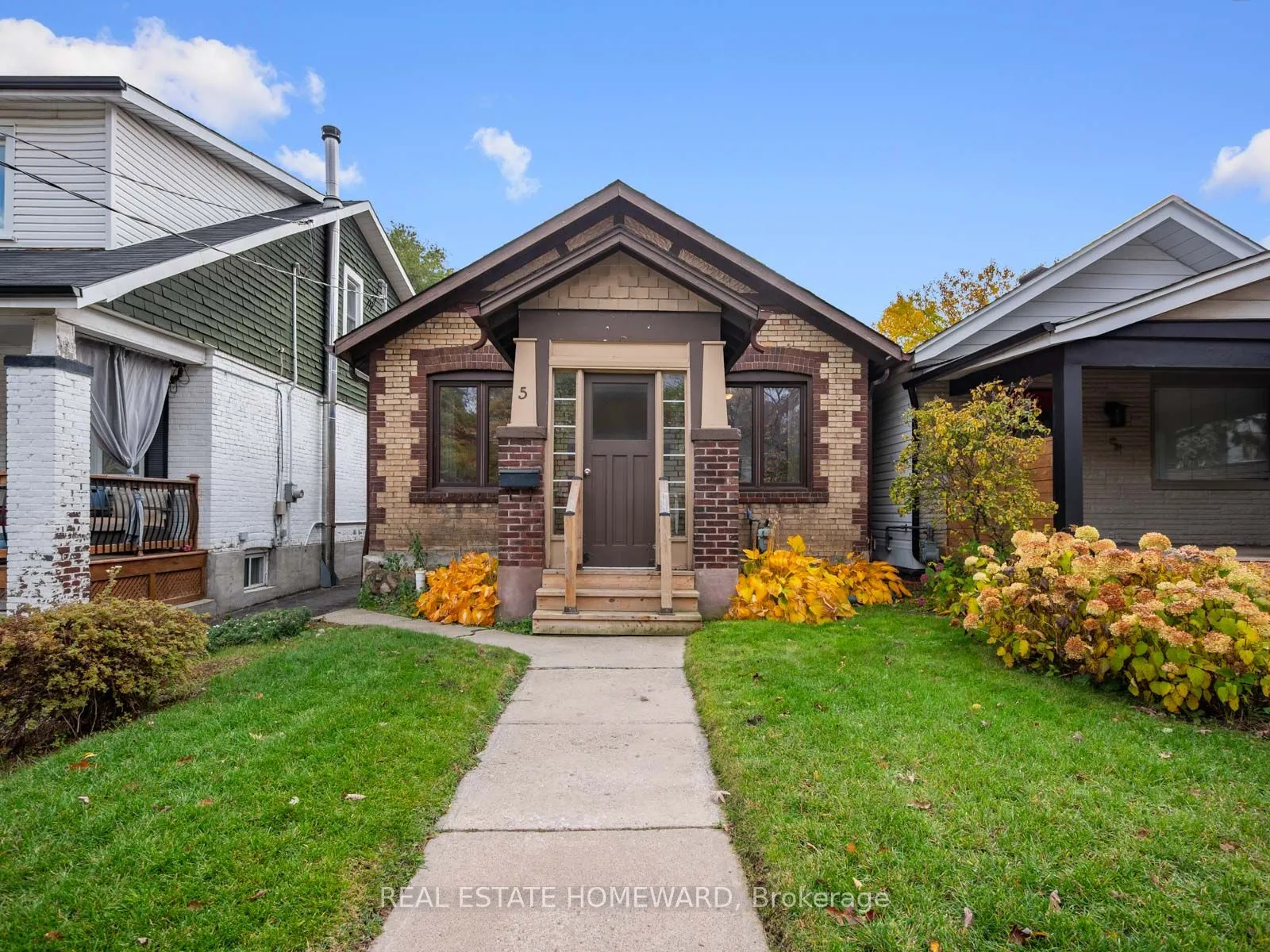 5 Northview Avenue, ON M1N 1V9