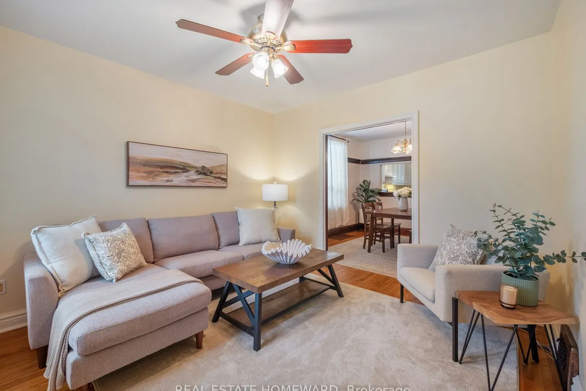 5 Northview Avenue, ON M1N 1V9