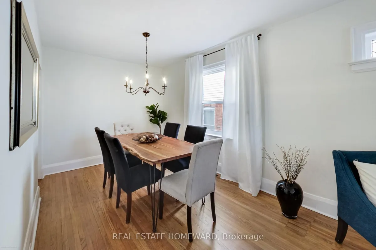 255 Westlake Avenue, ON M4C 4T3