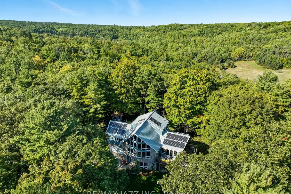 9500 Grasshopper Park Road, ON L1C 3K2