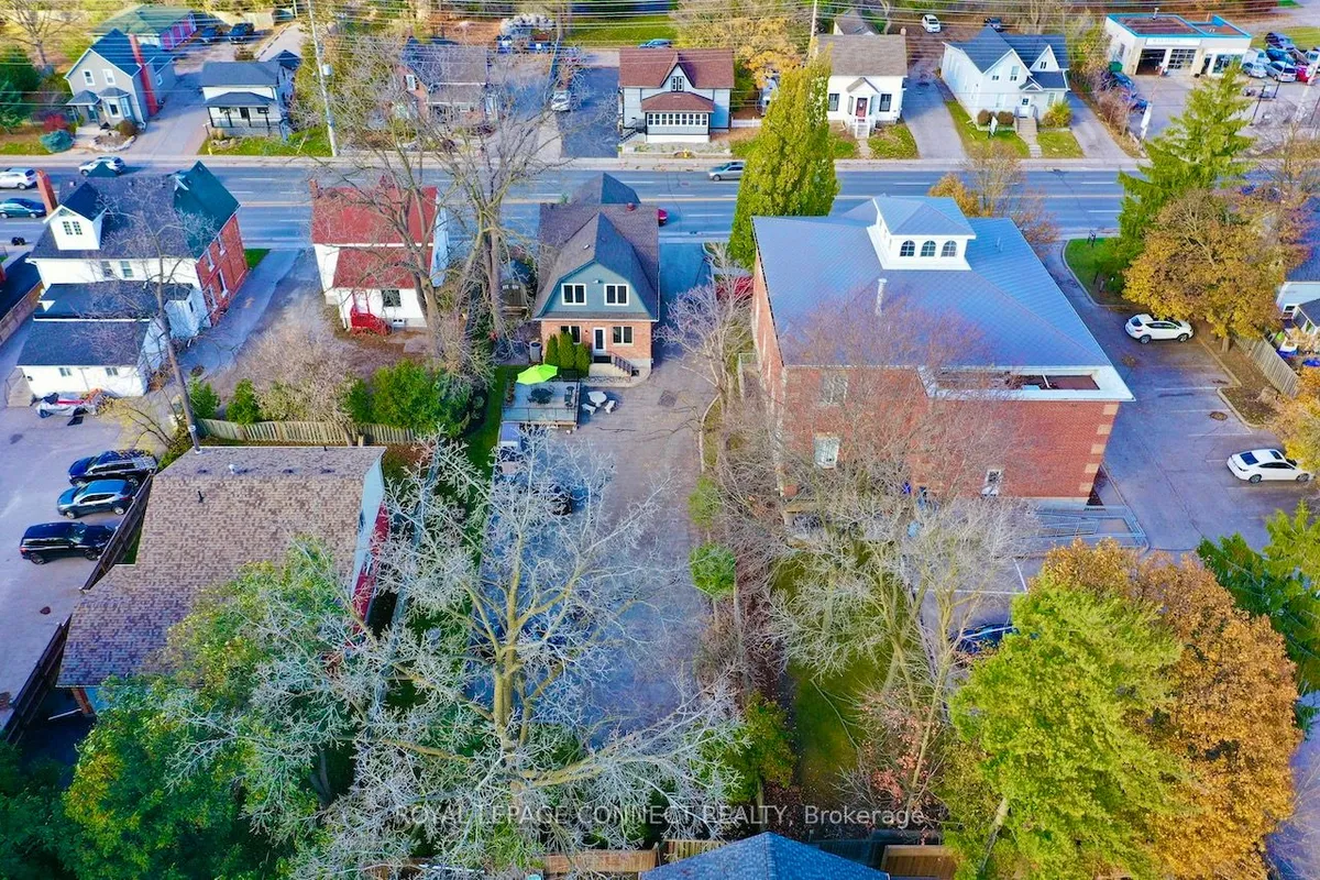 567 Kingston Road, ON L1S 6M1