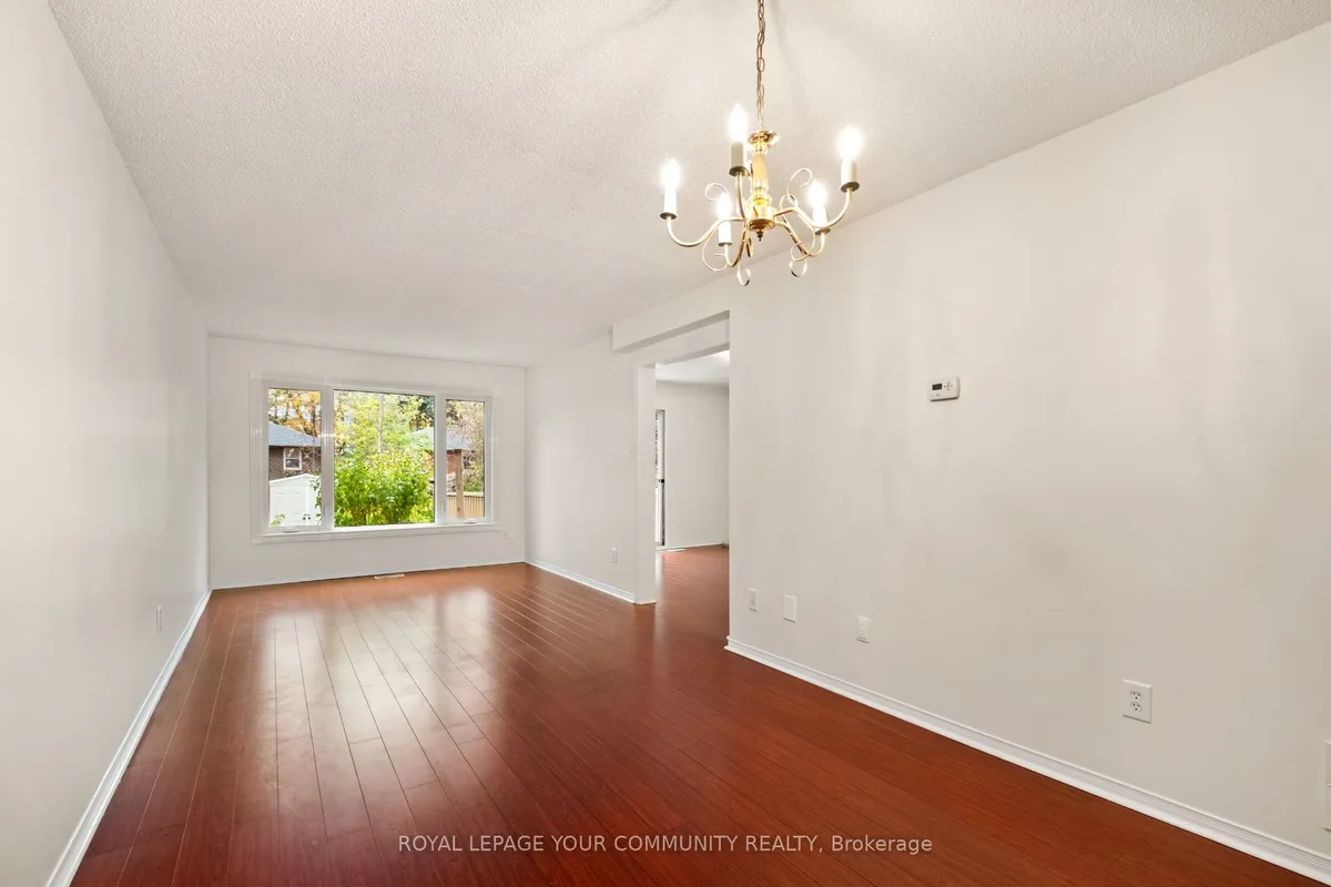 58 Deanscroft Square, ON M1E 4W9