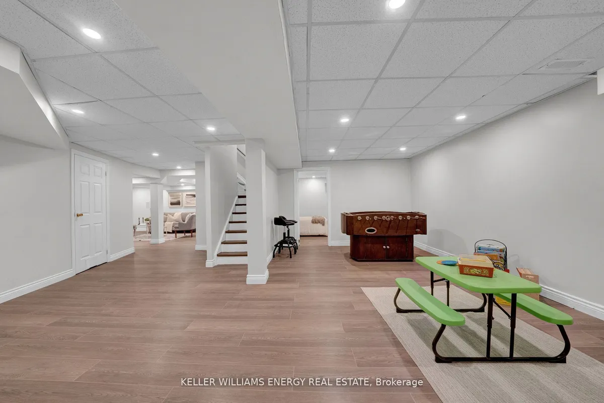 44 Rutherford Drive, ON L1B 1G7