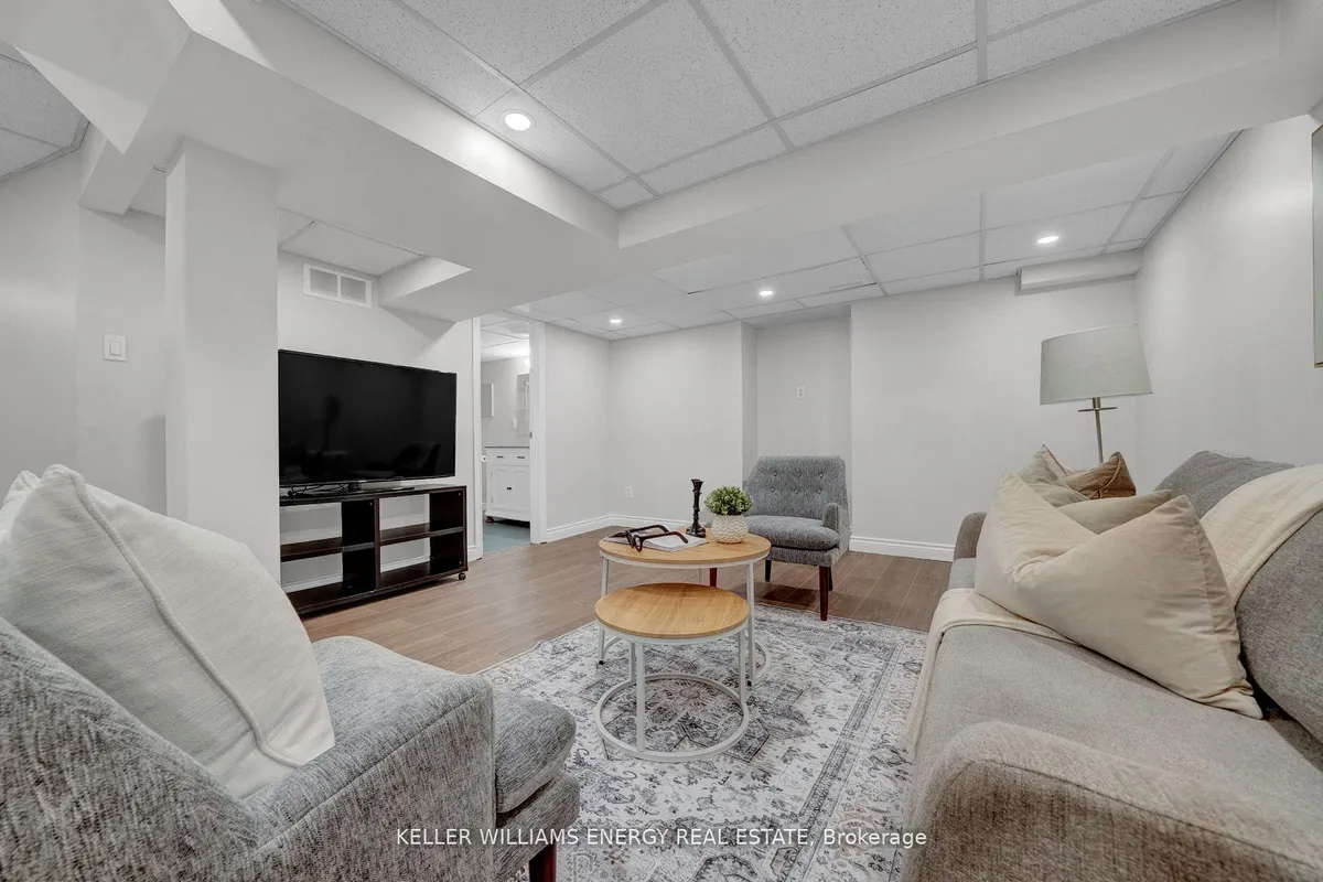 44 Rutherford Drive, ON L1B 1G7