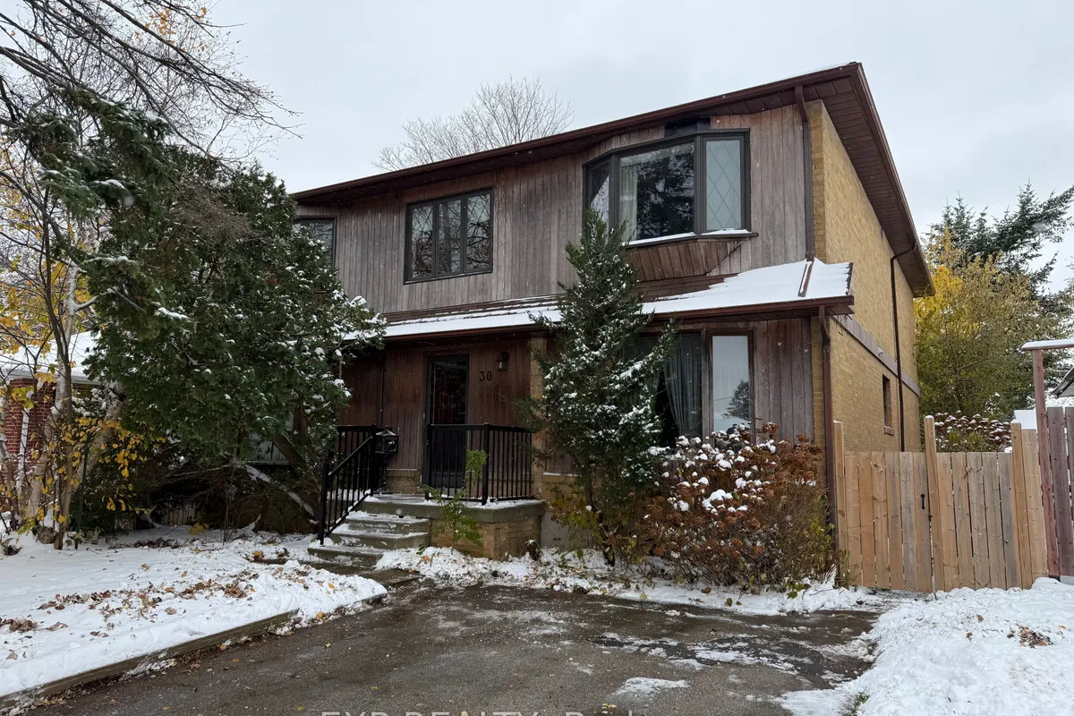 30 Lyon Heights Road, ON M1P 3V7