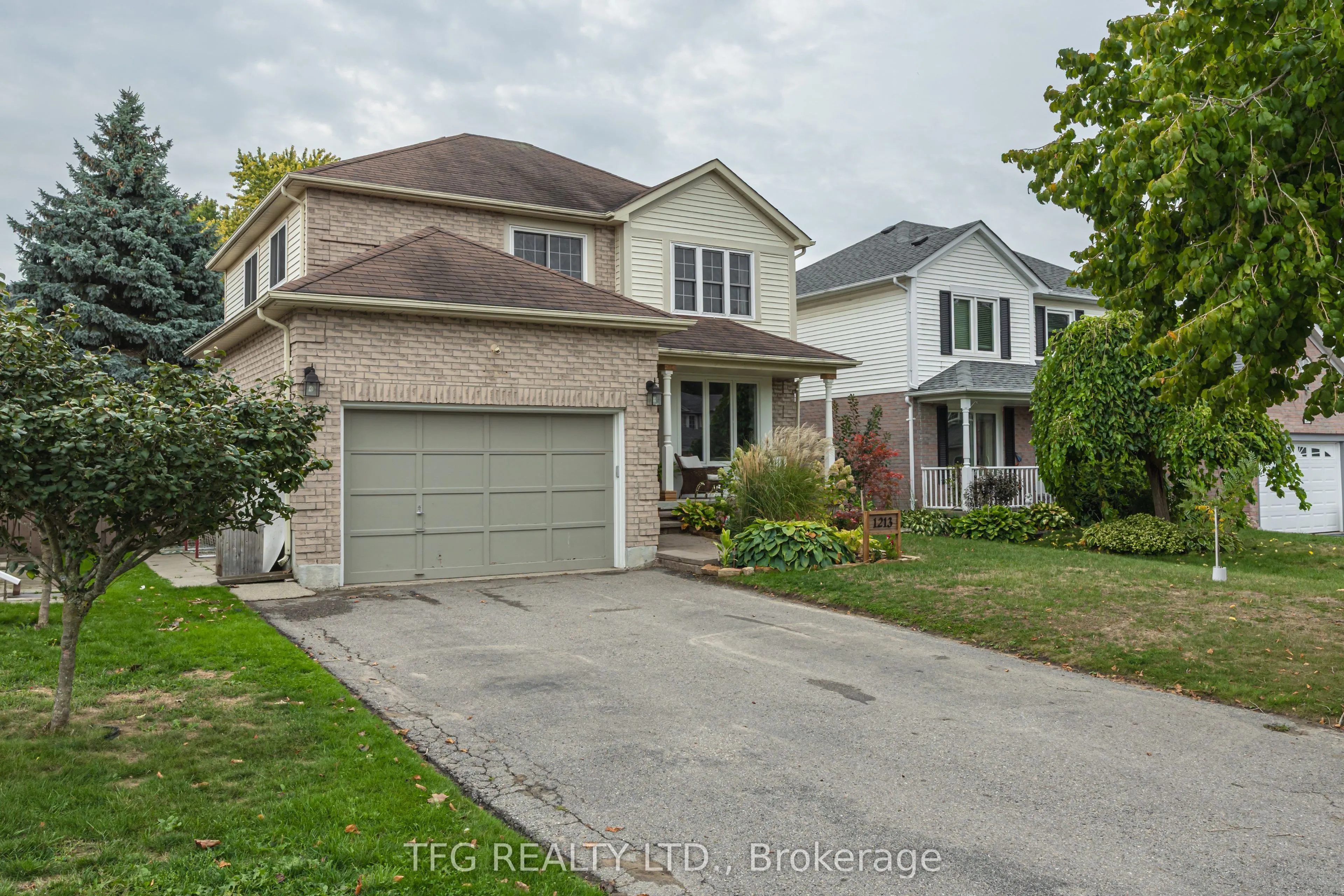 1213 Corsica Avenue, ON L1K 2J8