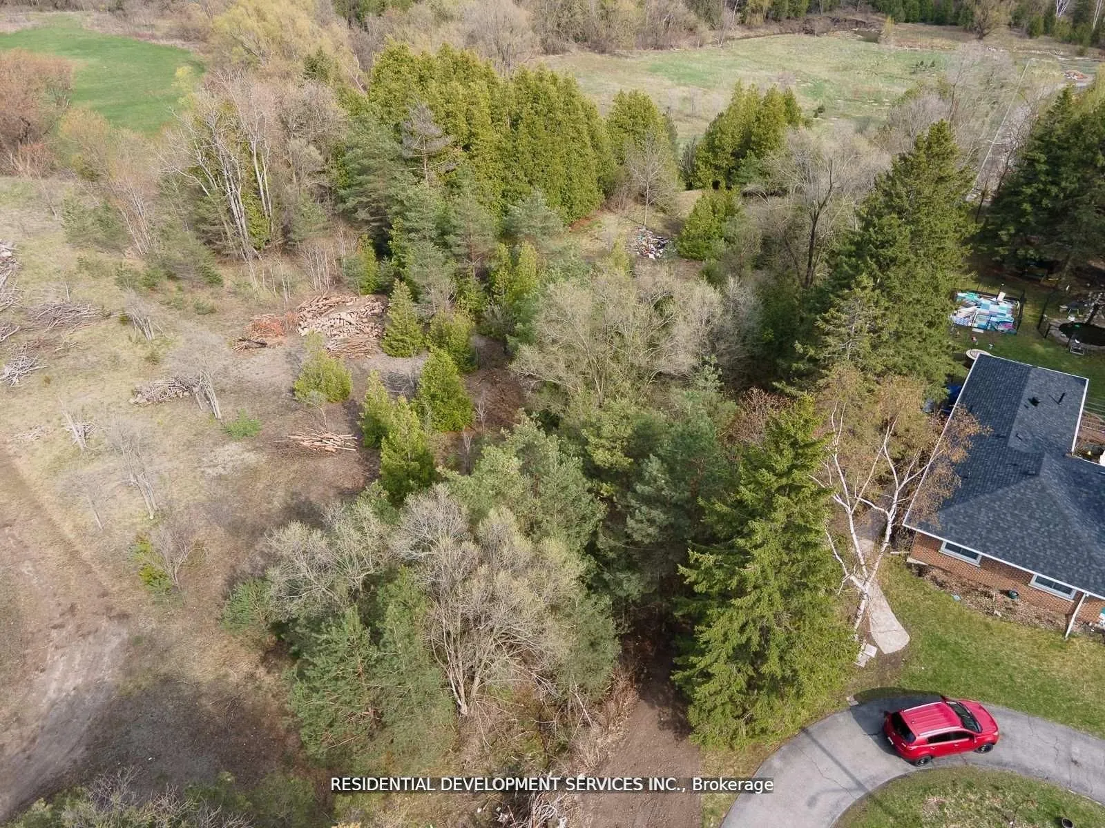 23 Selleck Lane, ON L1G 3Y2