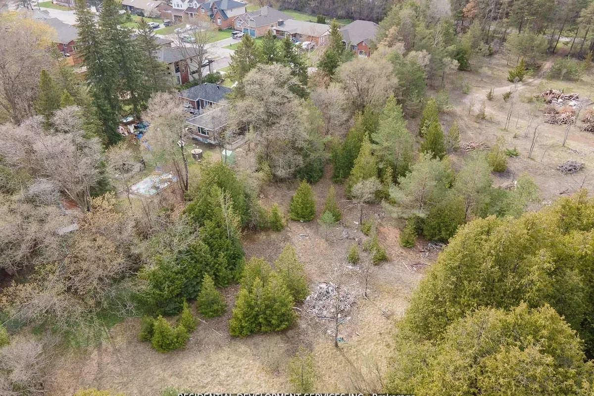 23 Selleck Lane, ON L1G 3Y2