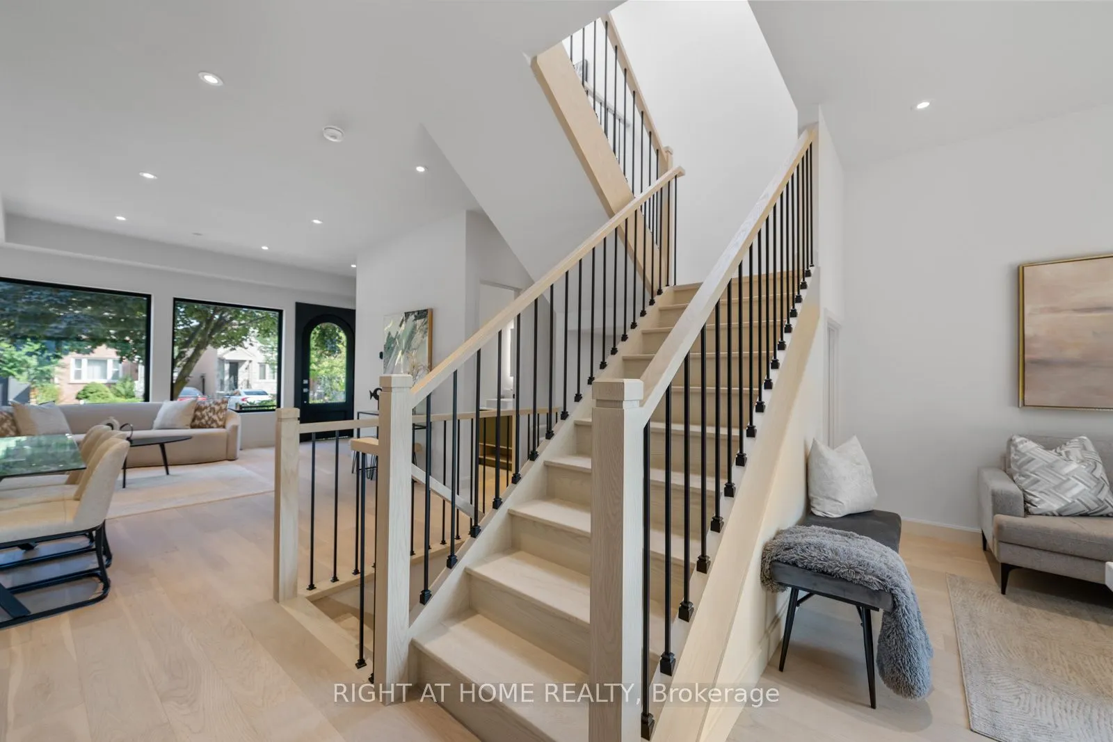 85 Holborne Avenue, ON M4C 2R3