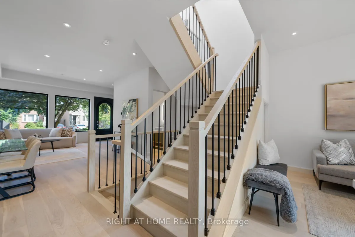 85 Holborne Avenue, ON M4C 2R3