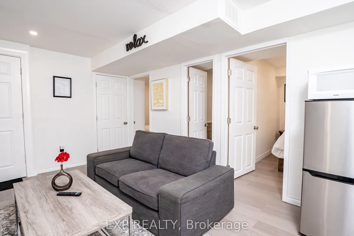 5 Rutherford Drive, ON L1B 1G7