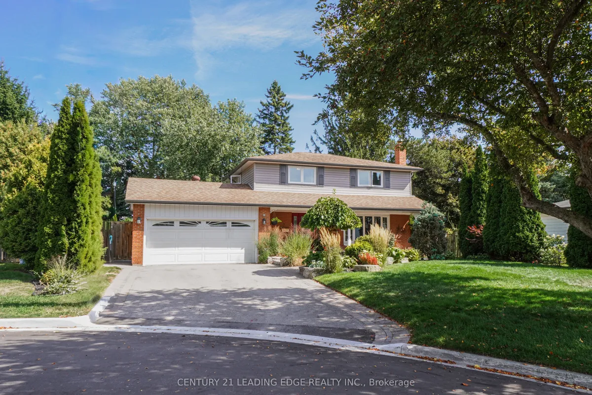 7 Dingley Court, ON L1S 6B5