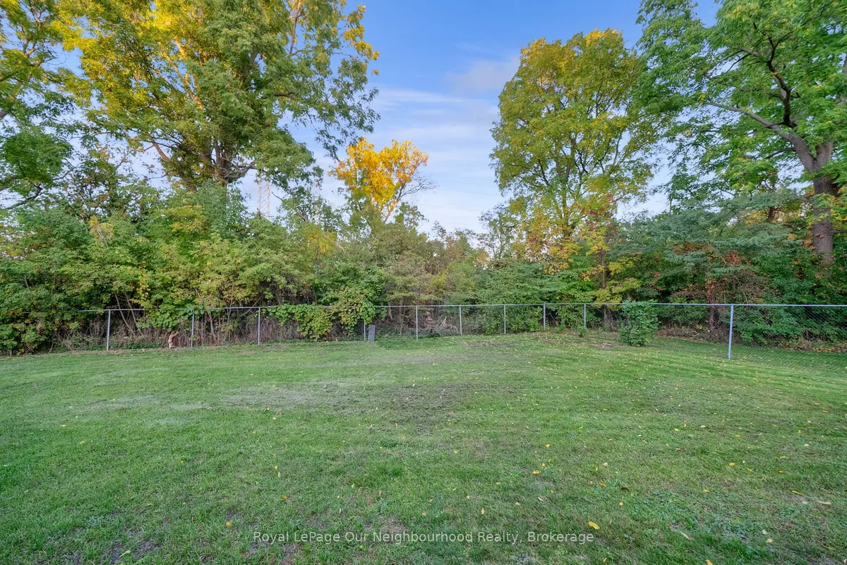 1539 Finch Avenue, ON L1V 1K2