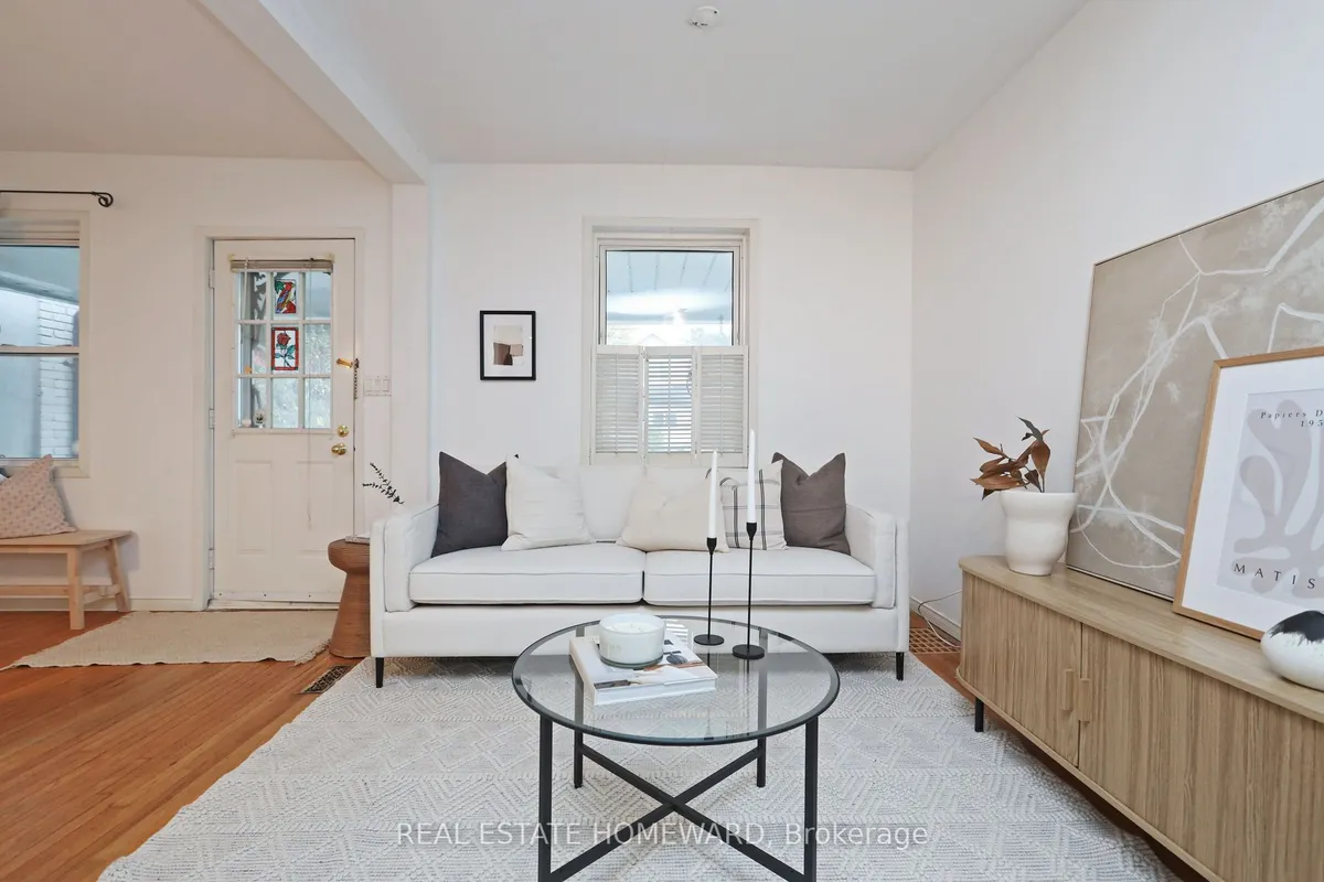 281 Queensdale Avenue, ON M4C 2B5