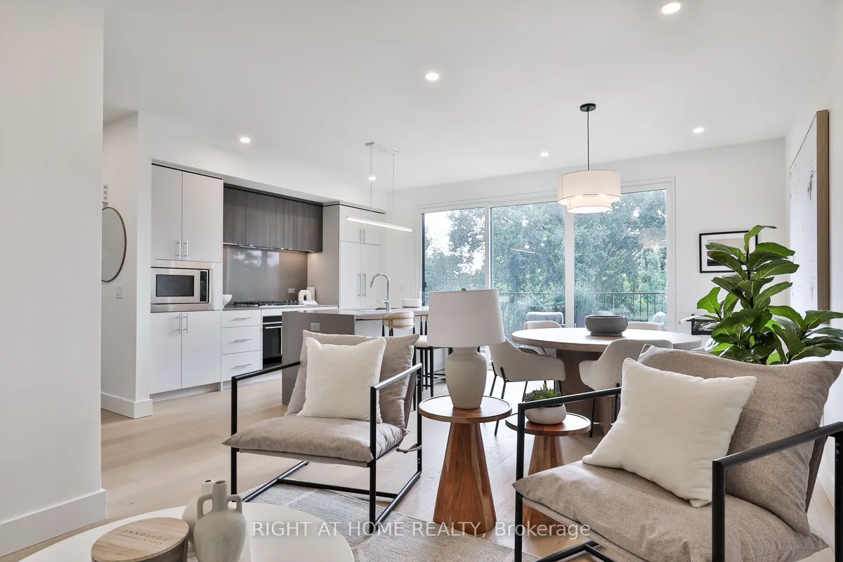 2343 Gerrard Street, ON M4E 2E6