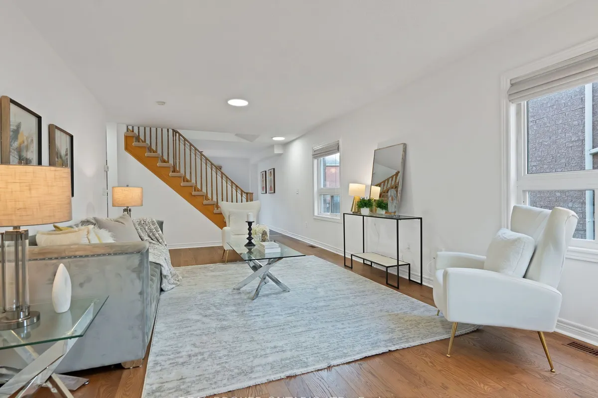 462 Staines Road, ON M1X 2B9