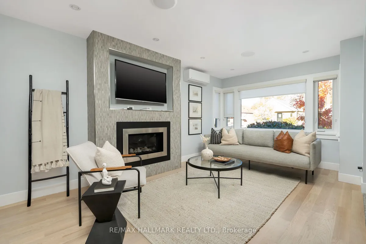 26 Hutton Avenue, ON M4C 3L3