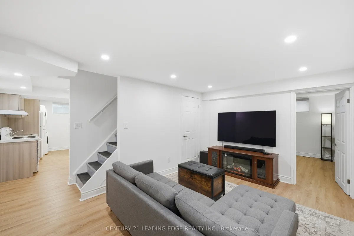 110 Holliday Drive, ON L1P 1G5