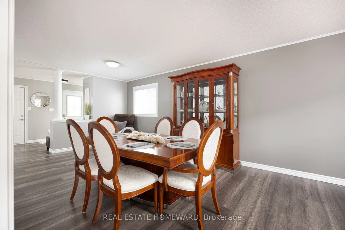 49 Waterview Lane, ON L1B 1P5