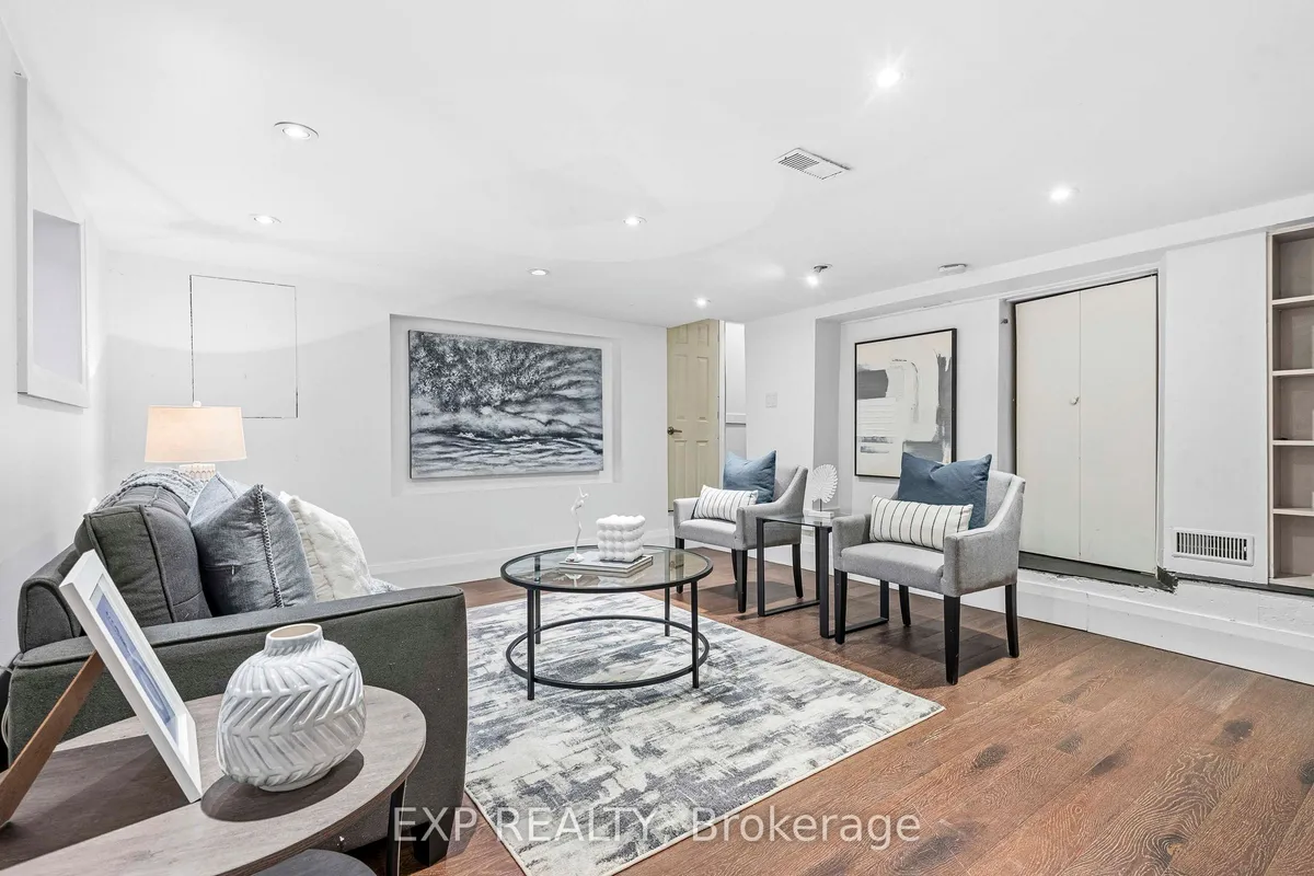 14 Audley Avenue, ON M4M 1P6