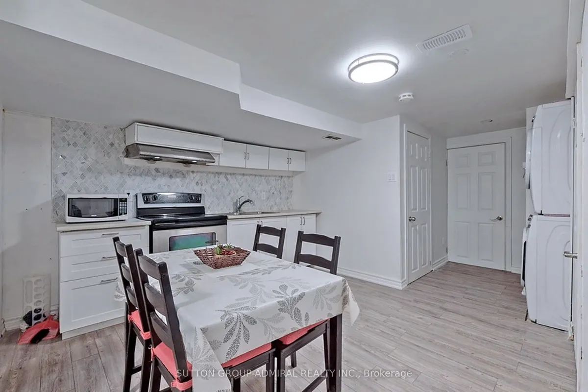 839 Modlin Road, ON L1W 1V6