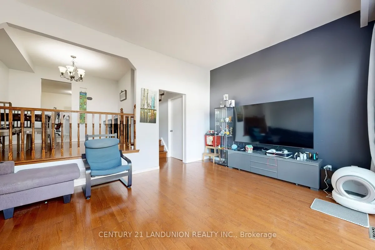 132 Silver Springs Boulevard, ON M1V 1N1