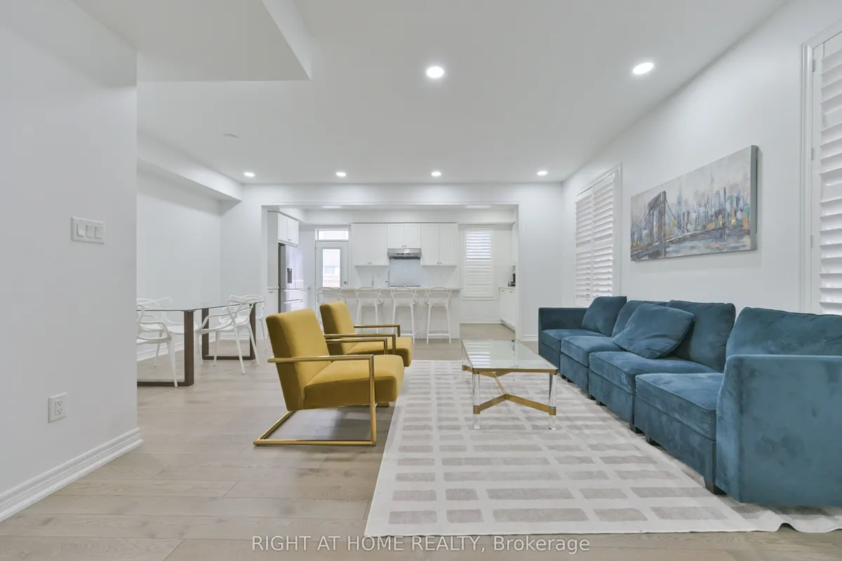 92 Conarty Crescent, ON L1P 0L4