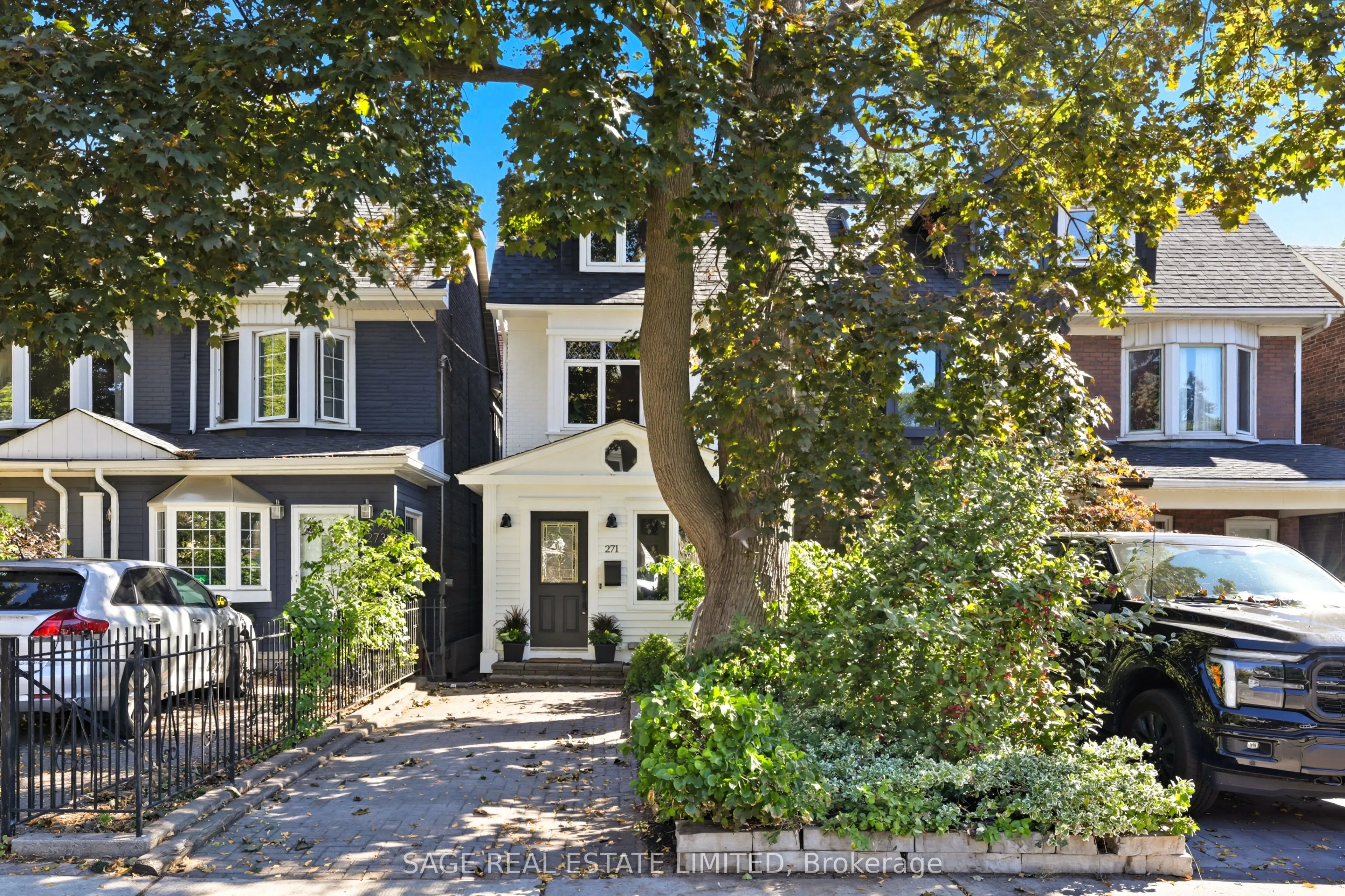 271 Silver Birch Avenue, ON M4E 3L6