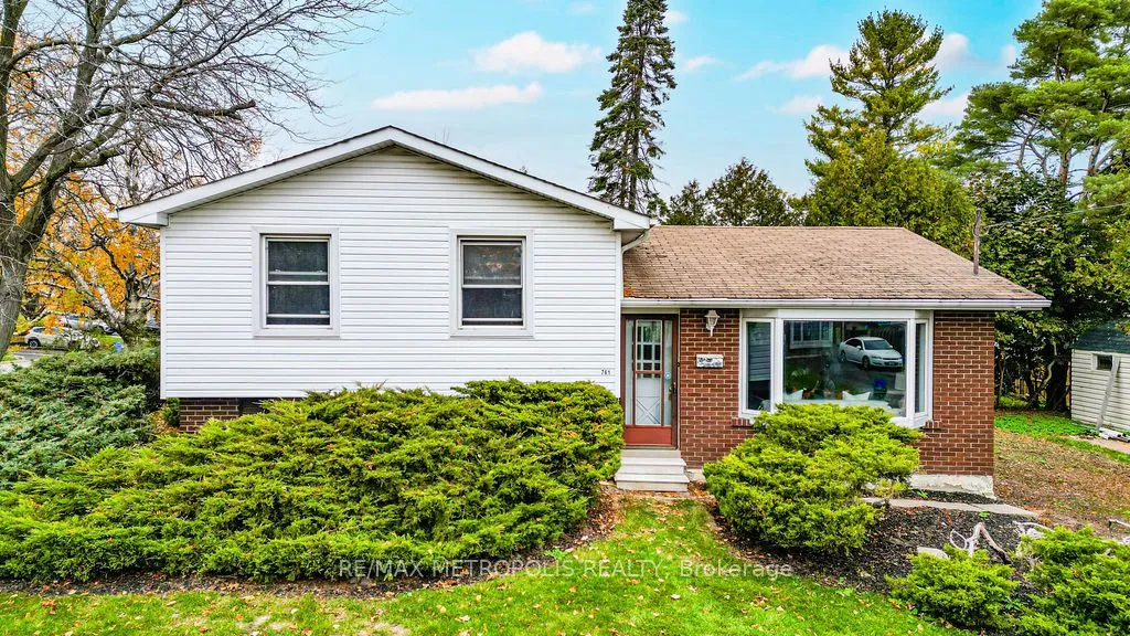 761 West Shore Boulevard, ON L1W 2V5