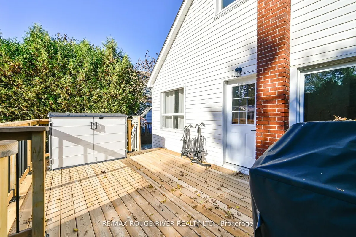 249 Sinclair Avenue, ON L1J 1W2