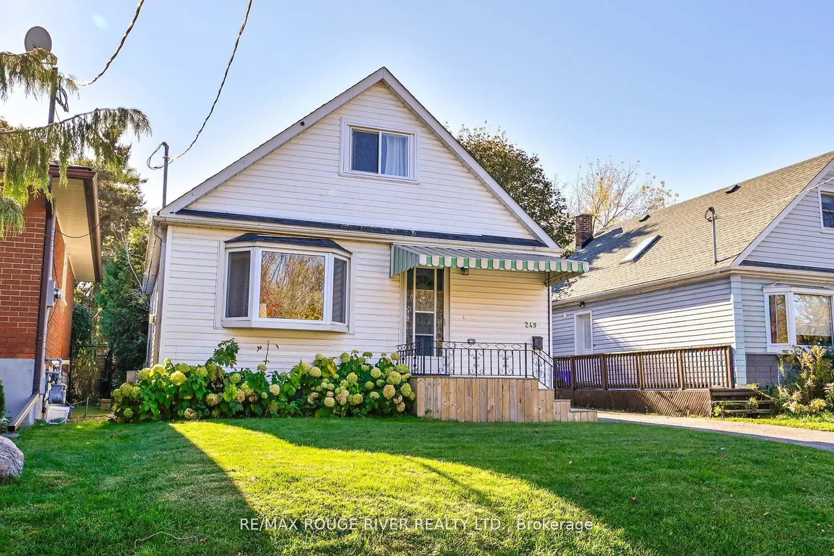 249 Sinclair Avenue, ON L1J 1W2