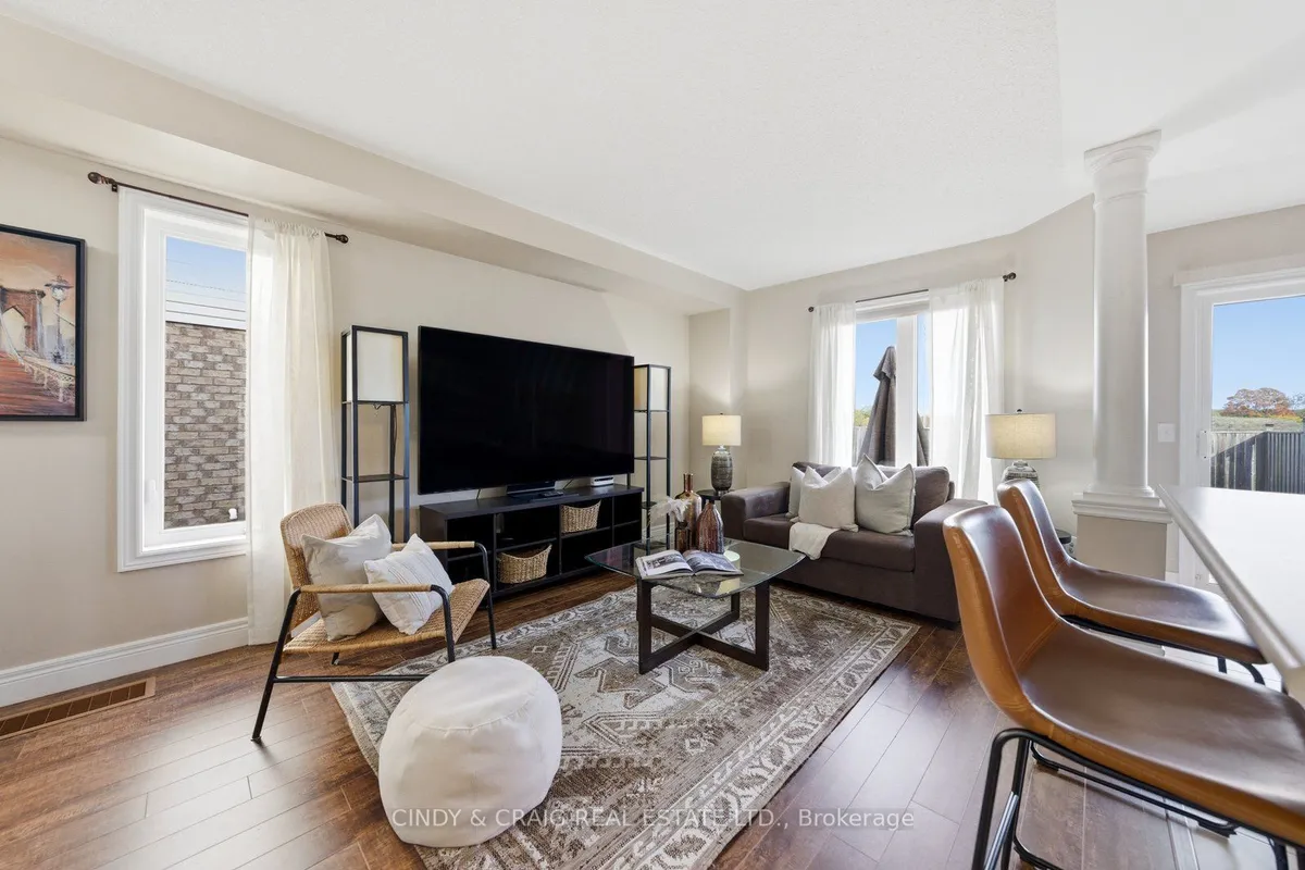 119 Dewell Crescent, ON L1E 0B8