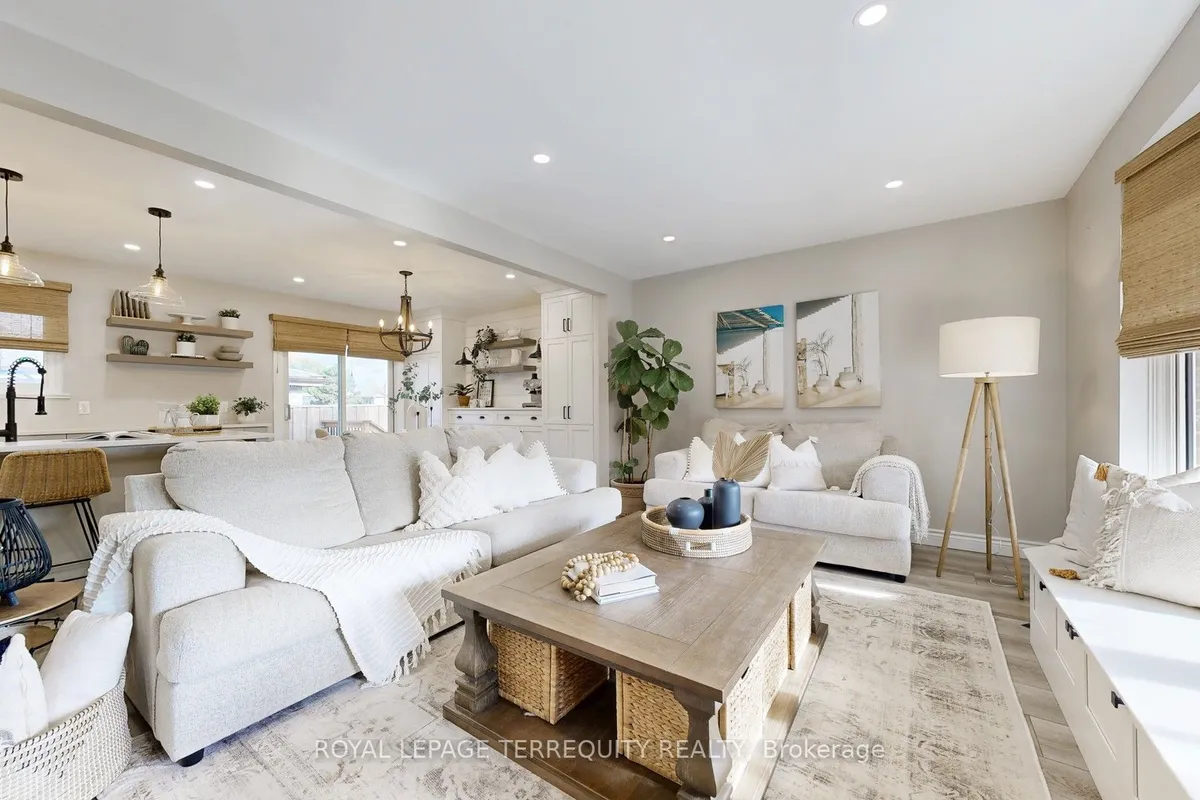 848 Liverpool Road, ON L1W 1S4