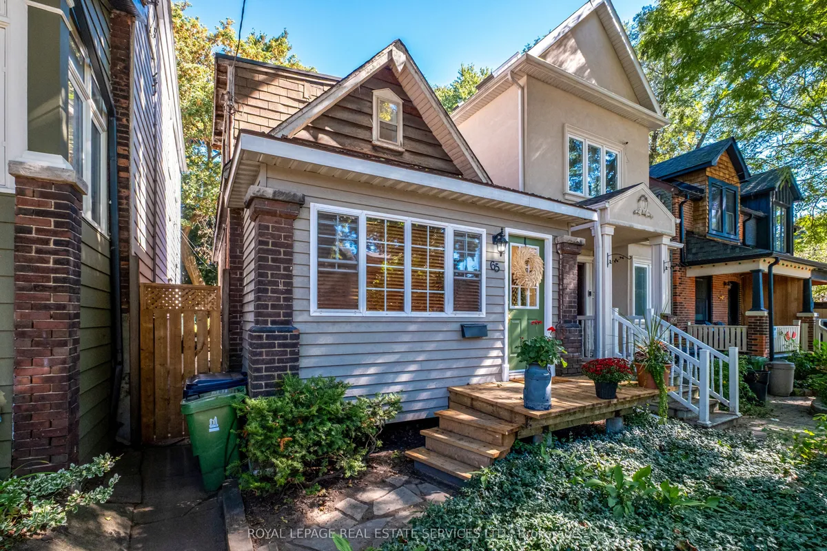 65 Drayton Avenue, ON M4C 3L8