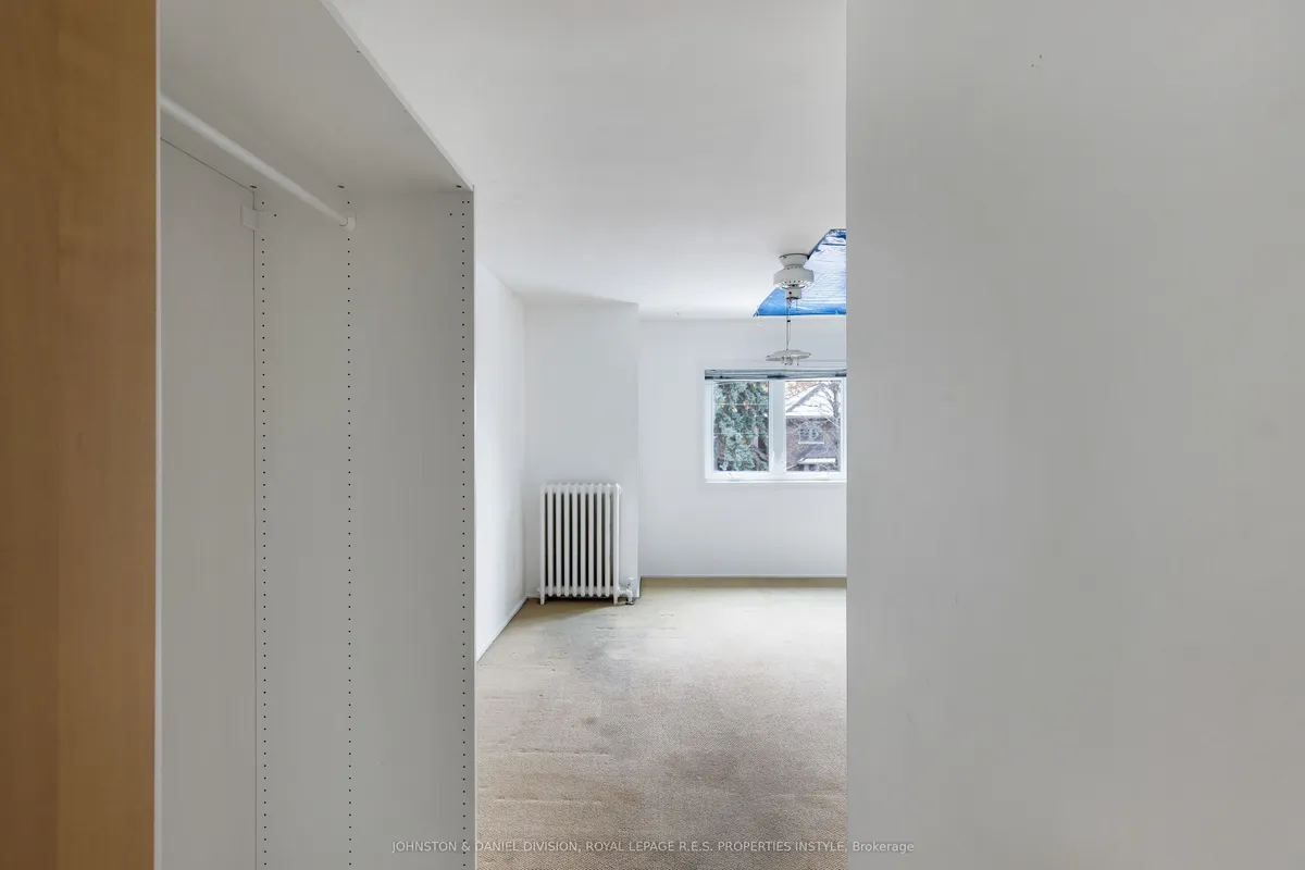 30 Mortimer Avenue, ON M4K 1Z8