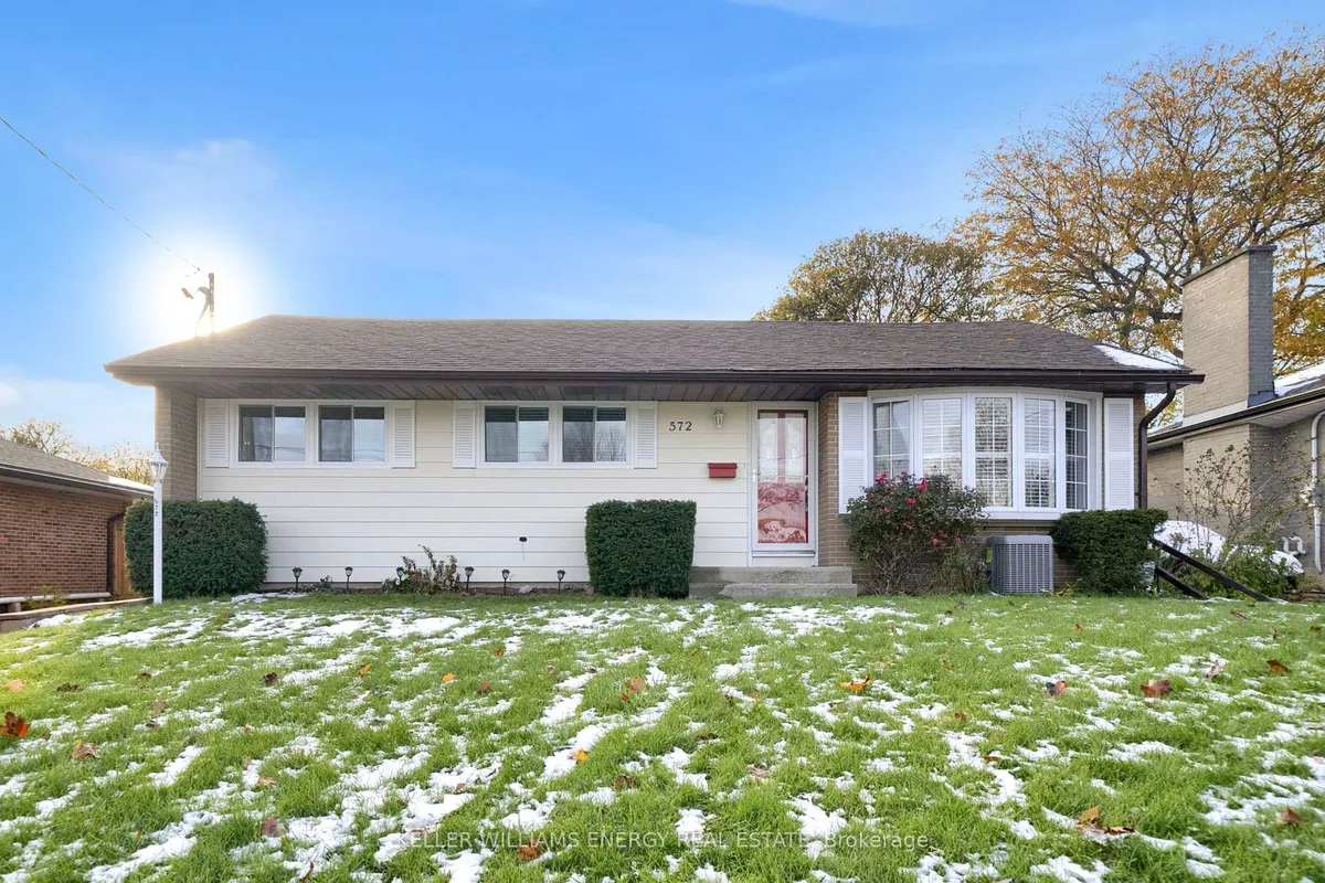 572 Rosmere Street, ON L1J 5H7
