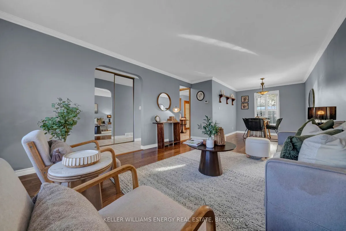 572 Rosmere Street, ON L1J 5H7