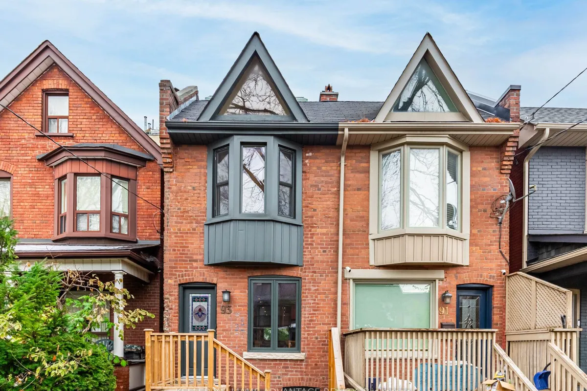 93 Gough Avenue, ON M4K 3N9