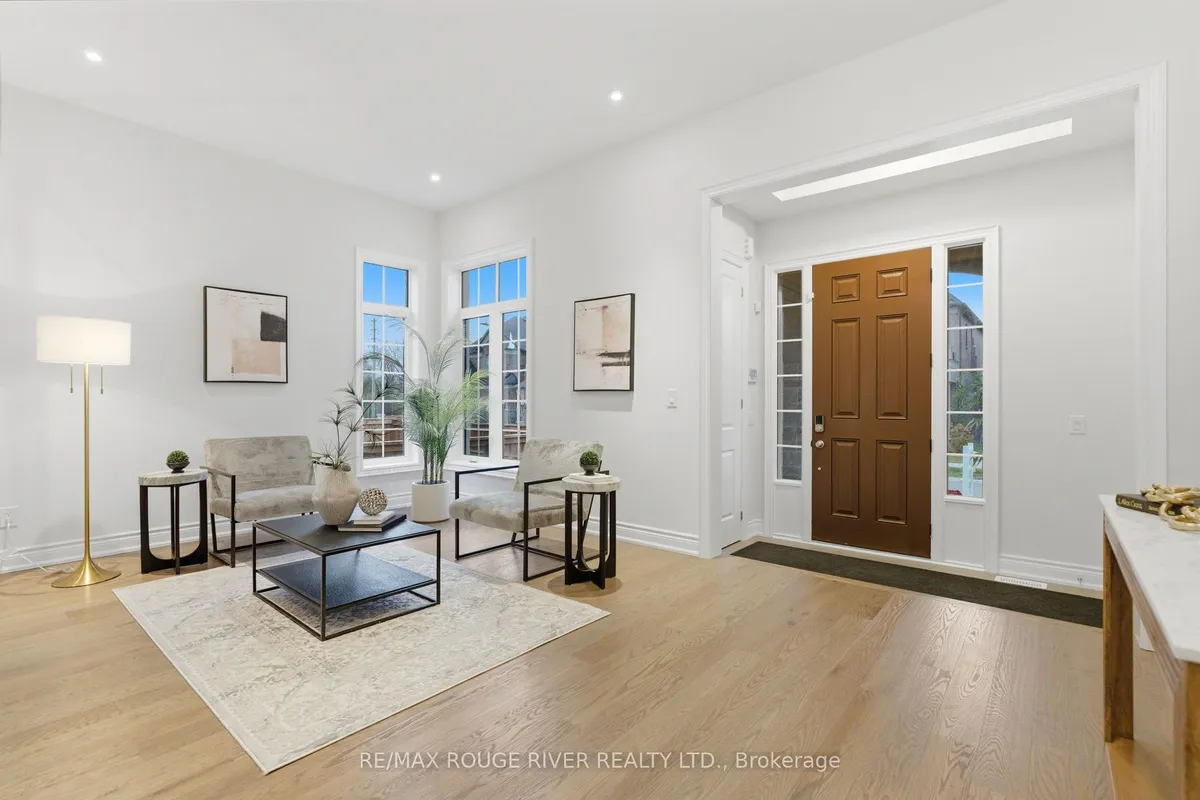 15 Brabin Circle, ON L1P 0C1