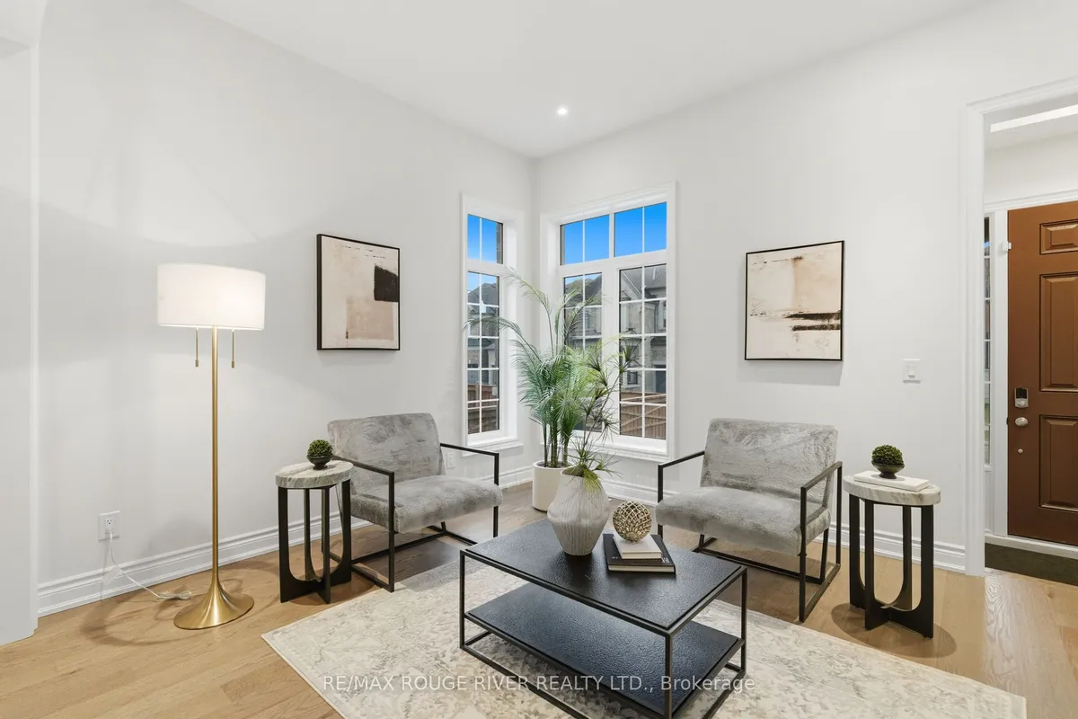 15 Brabin Circle, ON L1P 0C1