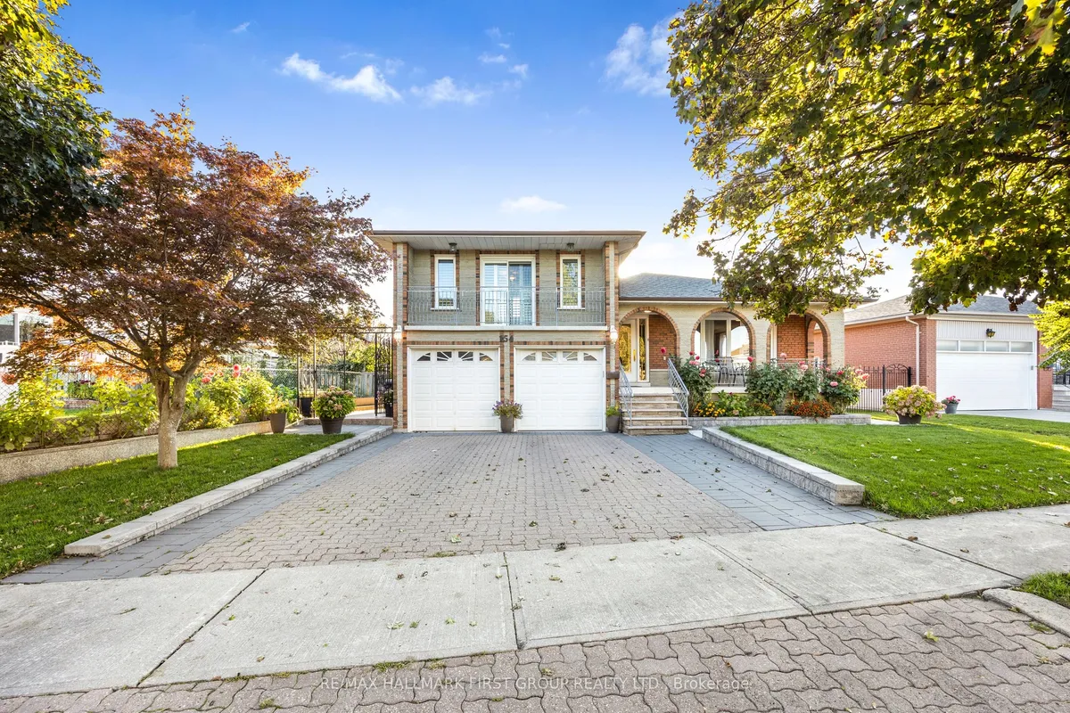 154 Fairglen Avenue, ON M1W 1B1