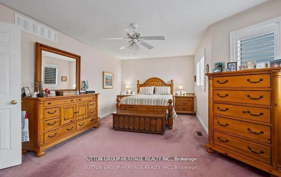 2330 Southcott Road, ON L1X 2S9