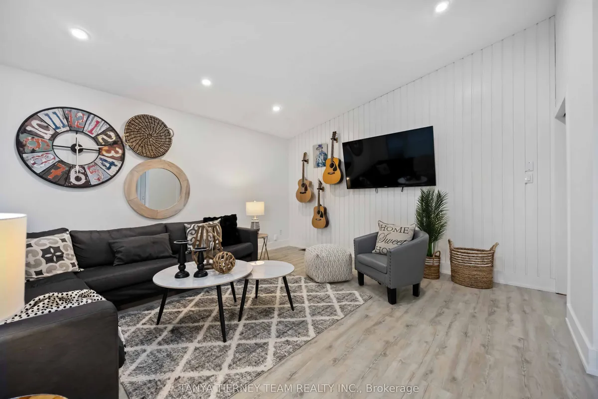 929 Masson Street, ON L1G 5B3