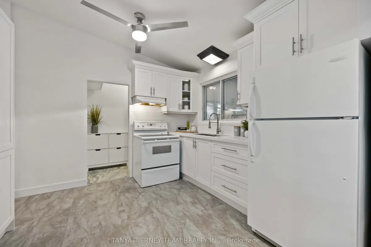 929 Masson Street, ON L1G 5B3