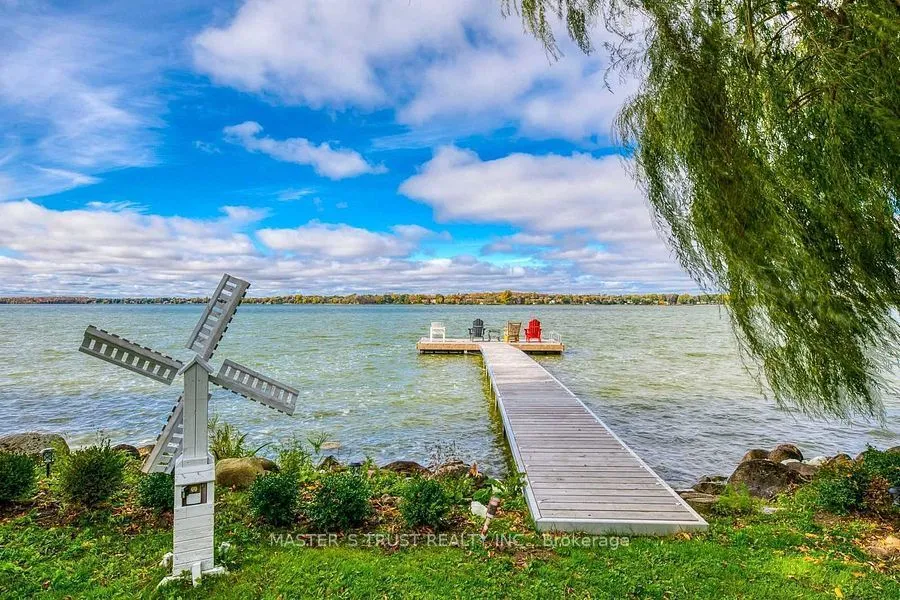 16 Birch Island Road, ON L0B 1K0