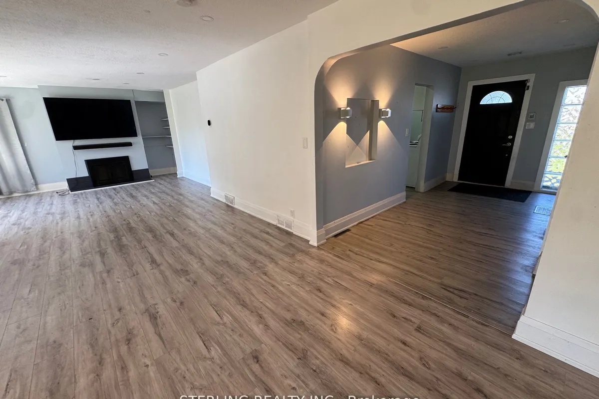 345 Myrtle Road, ON L1H 7K4