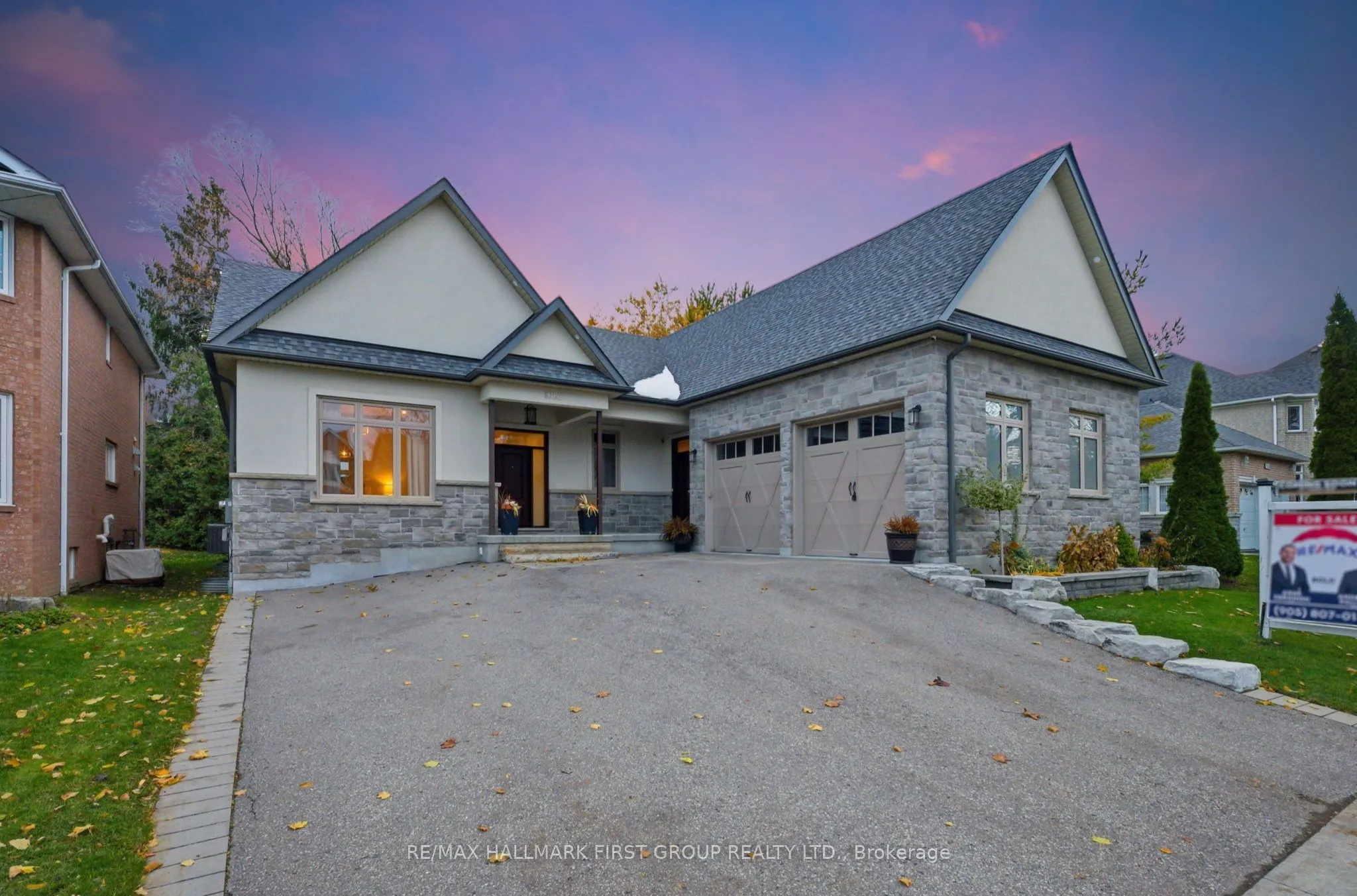 1682 Heathside Crescent, ON L1V 5V6